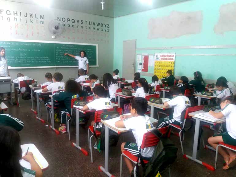Angela Candioto/Divulgação - Escola Municipal Vânia Maria Simão tem 300 alunos, 95 deles são atendidos em período integral Angela Candioto/Divulgação - Escola Municipal Vânia Maria Simão tem 300 alunos, 95 deles são atendidos em período integral