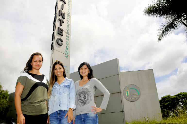 Saulo Ohara - Gabriela Vieira Silva, Karina Lima Milani e Mariane Okimoto têm projetos incubados na Agência de Inovação da Universidade Estadual de Londrina Saulo Ohara - Gabriela Vieira Silva, Karina Lima Milani e Mariane Okimoto têm projetos incubados na Agência de Inovação da Universidade Estadual de Londrina