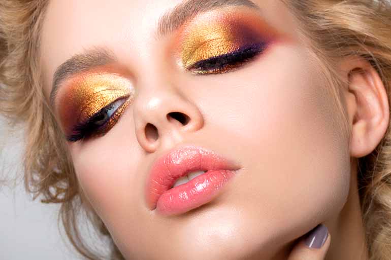 Fotos: Shutterstock - 01 - Os tons metalizados e o glitter estão em alta Fotos: Shutterstock - 01 - Os tons metalizados e o glitter estão em alta
