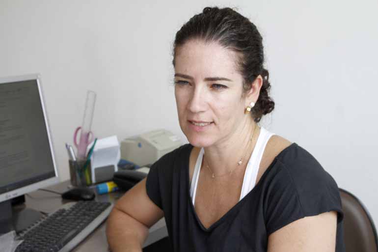 Luciana Luppi, diretora da escola, diz que a unidade é aberta para toda a comunidade, mas os alunos da rede pública têm a oportunidade de se tornarem bolsistas Luciana Luppi, diretora da escola, diz que a unidade é aberta para toda a comunidade, mas os alunos da rede pública têm a oportunidade de se tornarem bolsistas