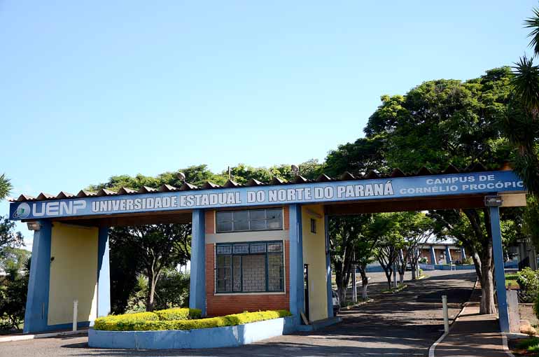 Divulga&ccedil;&atilde;o - A Uenp contabiliza 30 anos de participa&ccedil;&atilde;o na hist&oacute;ria e no desenvolvimento de Corn&eacute;lio