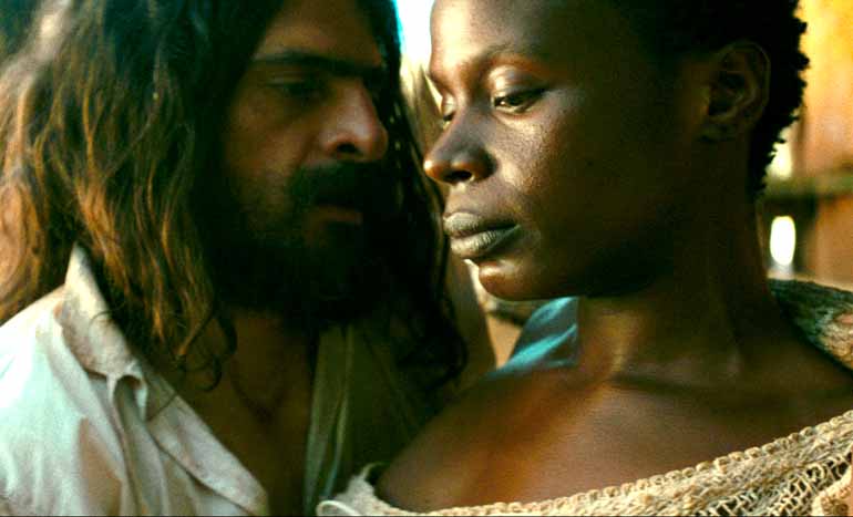 Divulgação - No filme, Joaquim (Tiradentes) mantém relações sexuais com uma escrava a quem chama de Preta Divulgação - No filme, Joaquim (Tiradentes) mantém relações sexuais com uma escrava a quem chama de Preta
