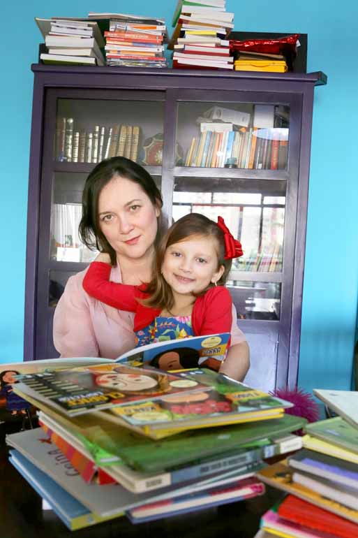 Roberto Custódio - Milena Scheller Seki com a filha Manuela, de 6 anos: Roberto Custódio - Milena Scheller Seki com a filha Manuela, de 6 anos:
