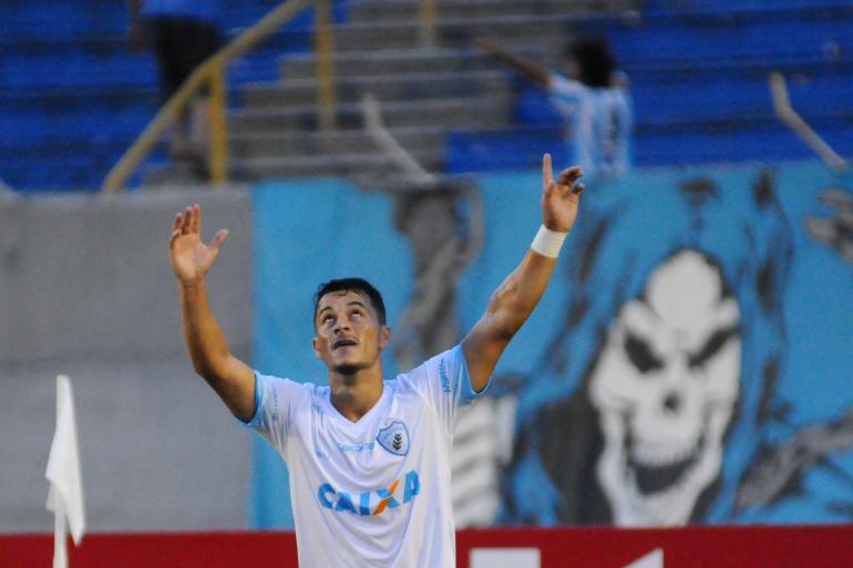Anderson Coelho - Destaque do jogo, Jonatas Belusso levou dois amarelos em 20 segundos por reclamação e foi expulso na sequência após esbravejar com o árbitro Emerson de Almeida Ferreira Anderson Coelho - Destaque do jogo, Jonatas Belusso levou dois amarelos em 20 segundos por reclamação e foi expulso na sequência após esbravejar com o árbitro Emerson de Almeida Ferreira