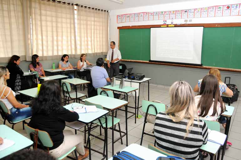 Gustavo Carneiro - Atividade reuniu educadores de uma escola da zona leste de Londrina