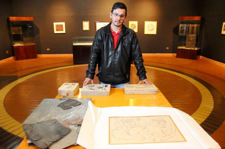 Raphael Soares Menten, neto do artista e curador da mostra: Raphael Soares Menten, neto do artista e curador da mostra: