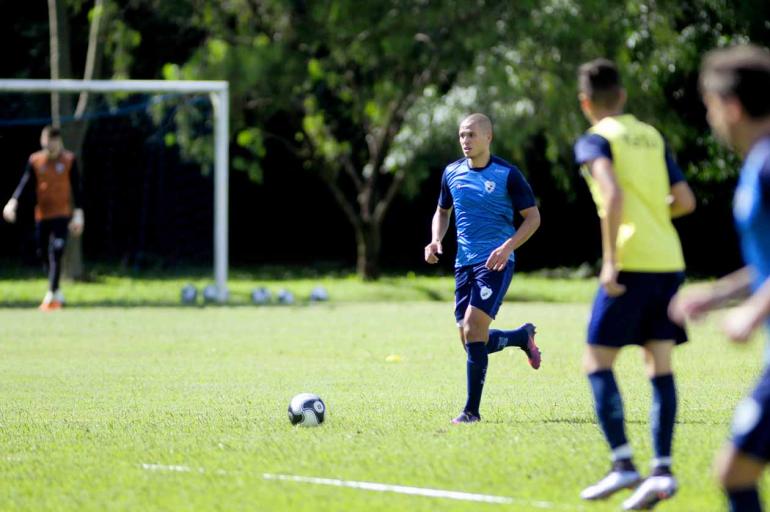 Marcos Zanutto/03-02-2017 - Marcondes (foto) será o substituto do zagueiro Silvio, que cumpre suspensão nesta terça-feira contra o Criciúma Marcos Zanutto/03-02-2017 - Marcondes (foto) será o substituto do zagueiro Silvio, que cumpre suspensão nesta terça-feira contra o Criciúma