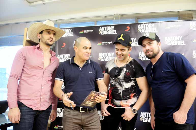 Ricardo Chicarelli - Antony, Plácido, Gabriel e Fernando: um encontro que deu certo Ricardo Chicarelli - Antony, Plácido, Gabriel e Fernando: um encontro que deu certo