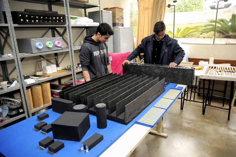 No campus são ofertados cinco cursos: engenharia agrícola, engenharia de alimentos e engenharia de produção, além de licenciaturas em computação e em ciências exatas No campus são ofertados cinco cursos: engenharia agrícola, engenharia de alimentos e engenharia de produção, além de licenciaturas em computação e em ciências exatas