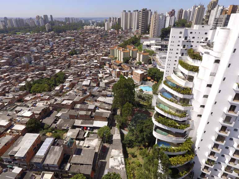 Shutterstock - Pnad contínua mostra que Brasil é um dos países mais desiguais do mundo