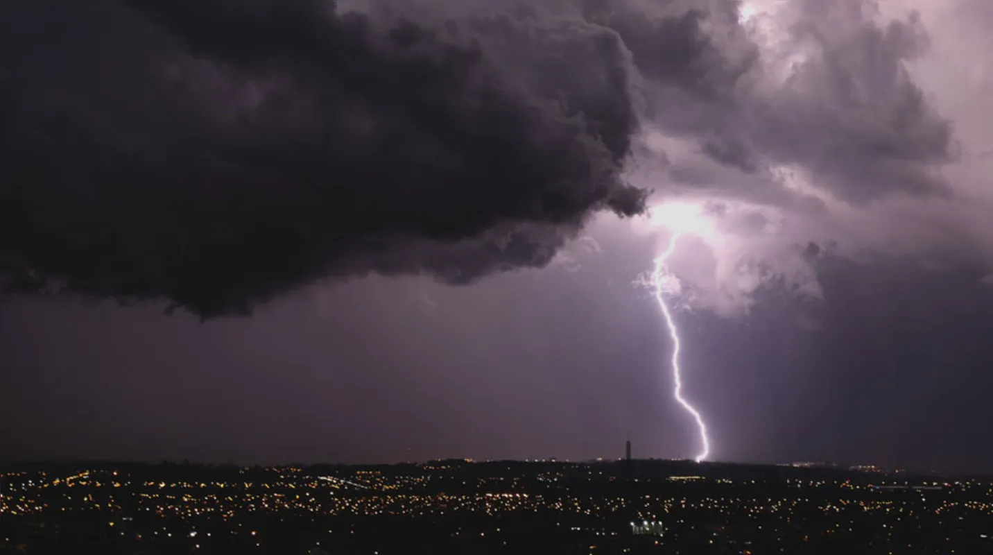 Imagem ilustrativa da imagem Simepar adota sistema capaz de prever tempestades de raios