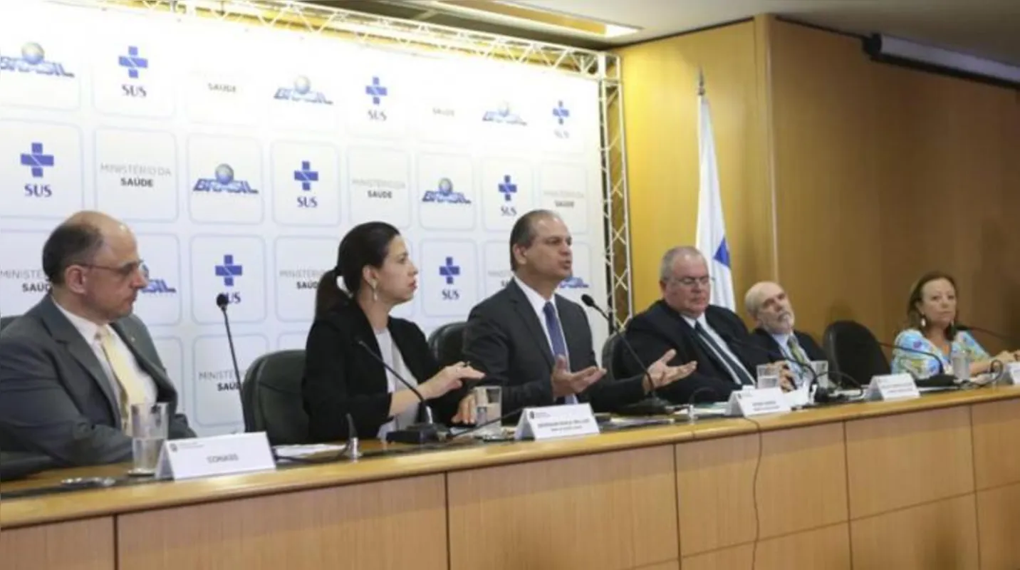 Ministro da Saúde, Ricardo Barros, anuncia novo medicamento para o tratamento contra o HIV
