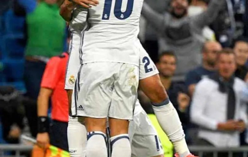 No Santiago Bernabéu, o atacante Morata acertou uma bela cabeçada e garantiu os três pontos na estreia do atual campeão