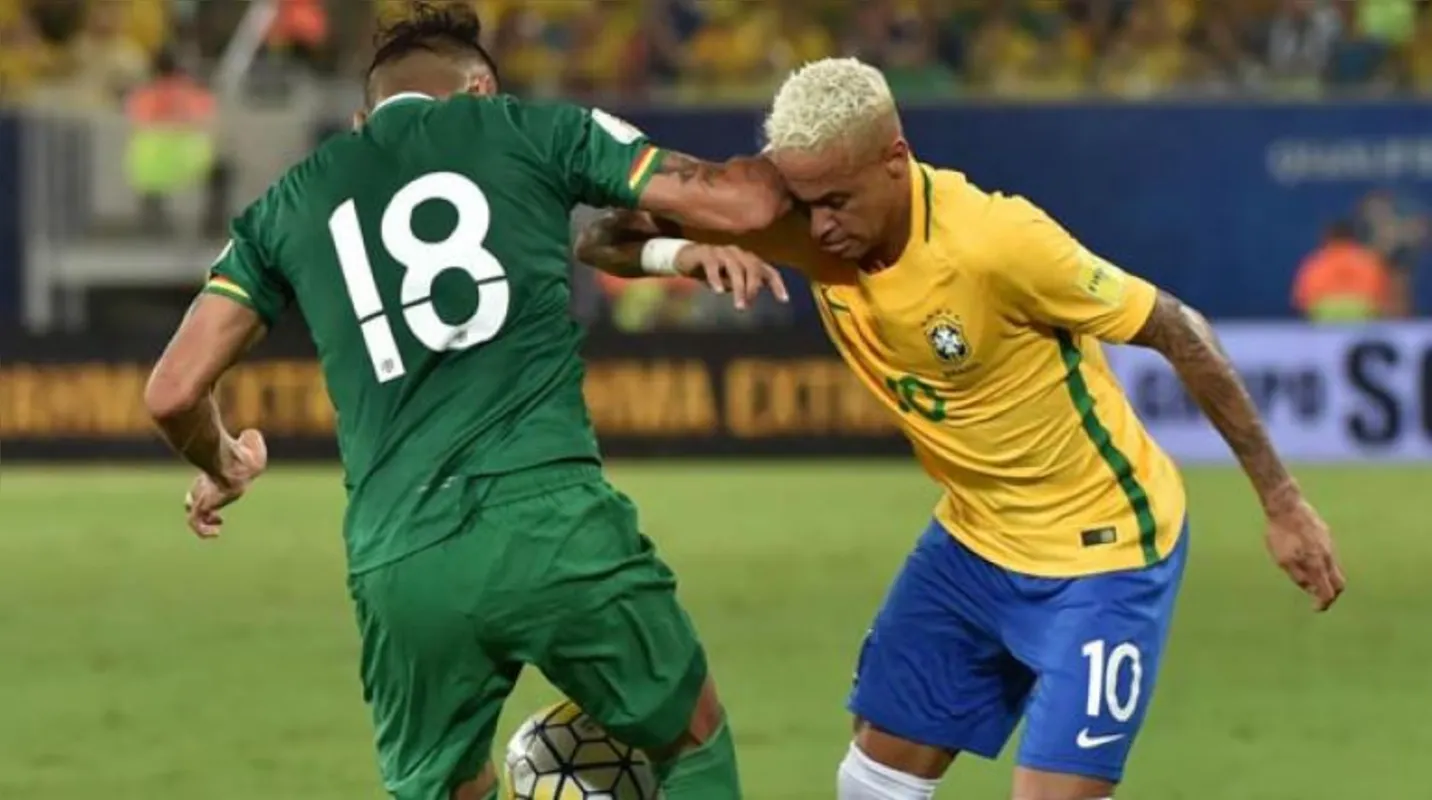 Imagem ilustrativa da imagem Neymar rebate boliviano e elogia o trabalho de Tite