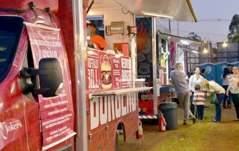 Após passar por 13 municípios, evento reuniu 16 Food Trucks com o melhor da culinária mundial em Santo Antônio da Platina