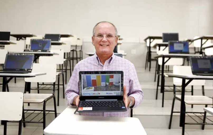 Cada aluno terá um chromebook, que substituirá o caderno em algumas atividades, diz Eleazar Ferreira
