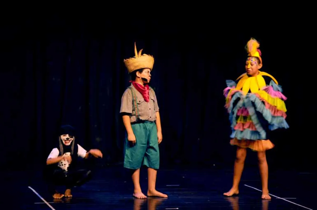 Imagem ilustrativa da imagem 'Os Salimbancos' no palco do Zaqueu de Melo