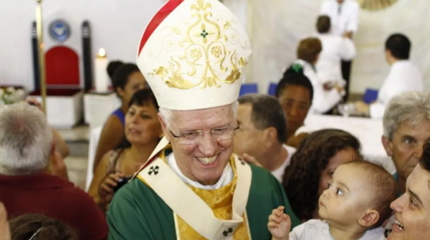 Imagem ilustrativa da imagem D. Orlando se despede de Londrina com missa solene