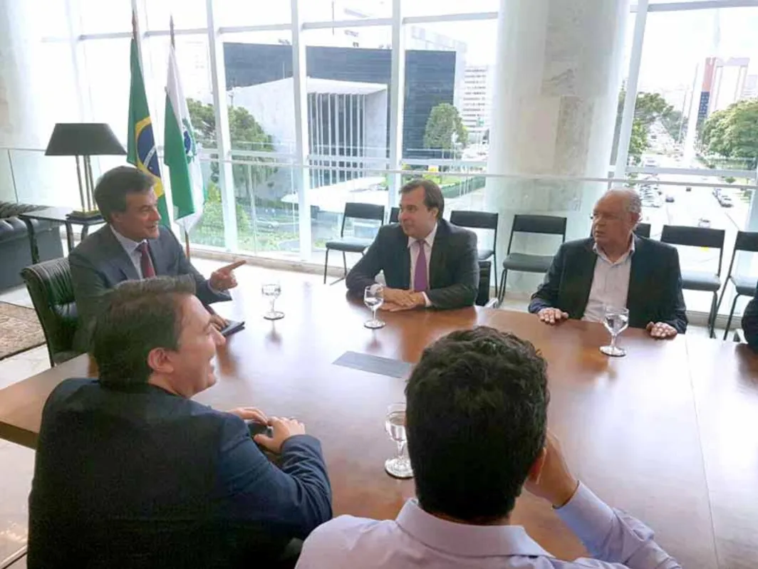 Rodrigo Maia (DEM-RJ) durante encontro com Beto Richa (PSDB): "Ouvir o governador é sempre um aprendizado", elogiou