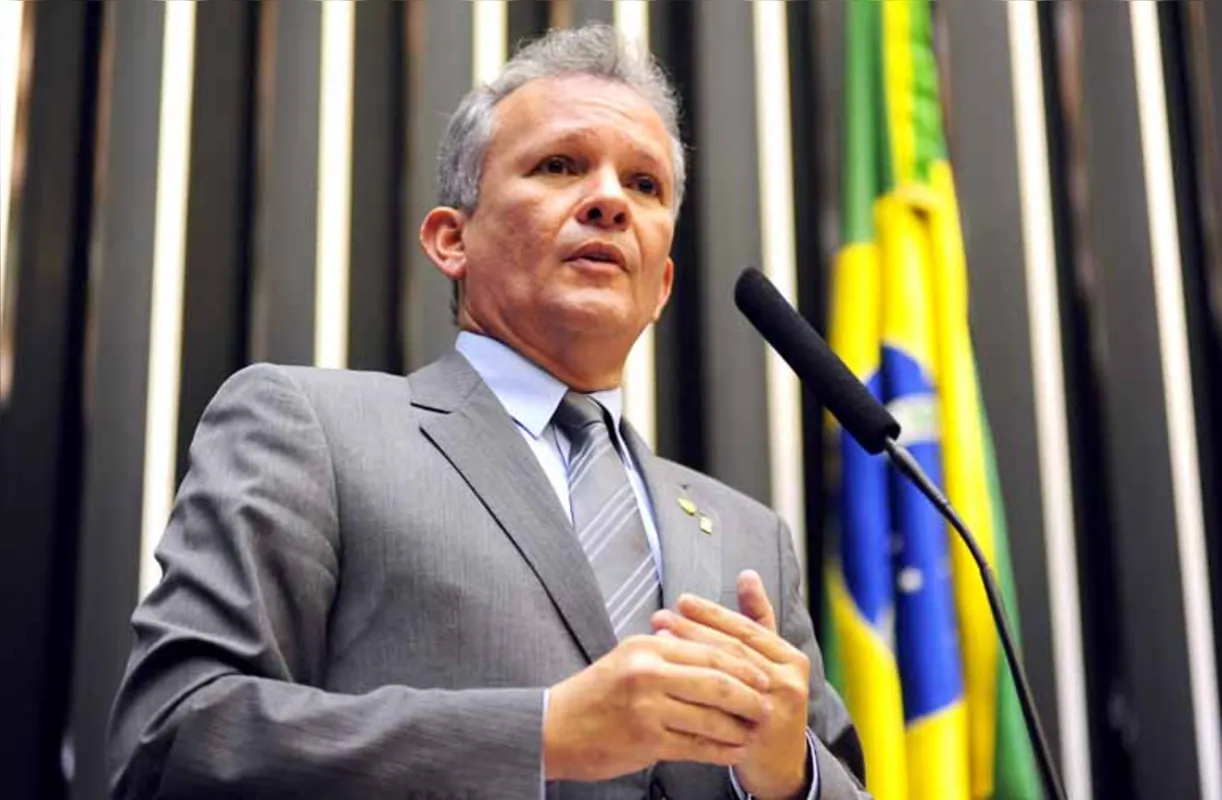 "Temos expectativa de que o PT, o PC do B, a Rede e o Psol possam estar conosco", disse o deputado-candidato André Figueiredo (PDT-CE)