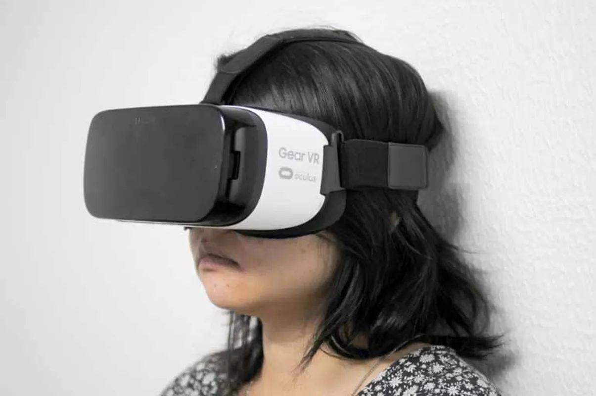 A Samsung disponibilizou no Gear VR dois aplicativos para ajudar os clientes a superar seus medos usando a tecnologia