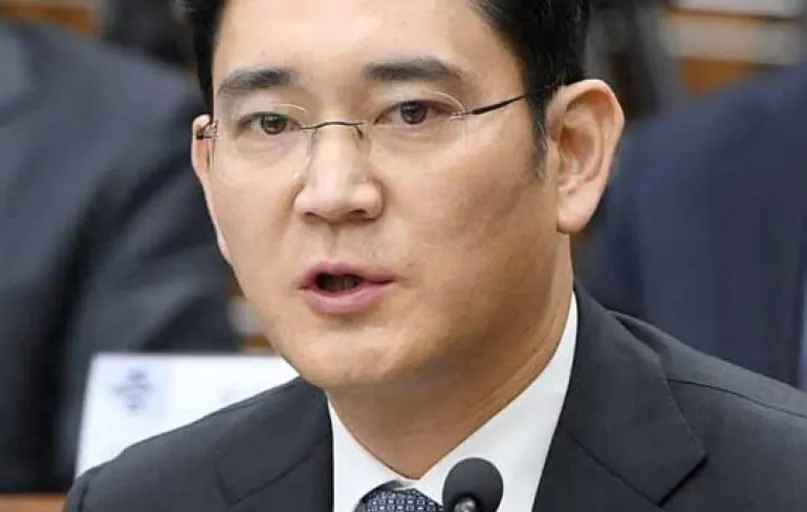 Neto do fundador da empresa, Lee Jae-Yong é suspeito de suborno e perjúrio