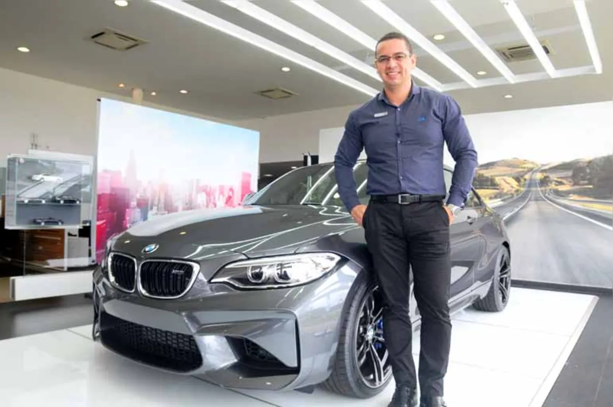 Everton Câmara, gerente de vendas da Euro Import BMW em Londrina, diz que a concessionária aposta na previsão de safra recorde no campo para alavancar as vendas