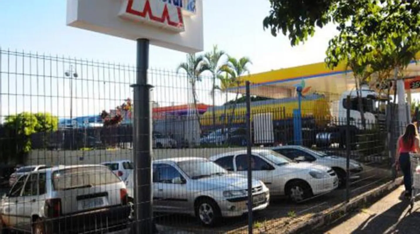 Imagem ilustrativa da imagem Rede de supermercados fecha as portas em Londrina e Maringá nesta semana