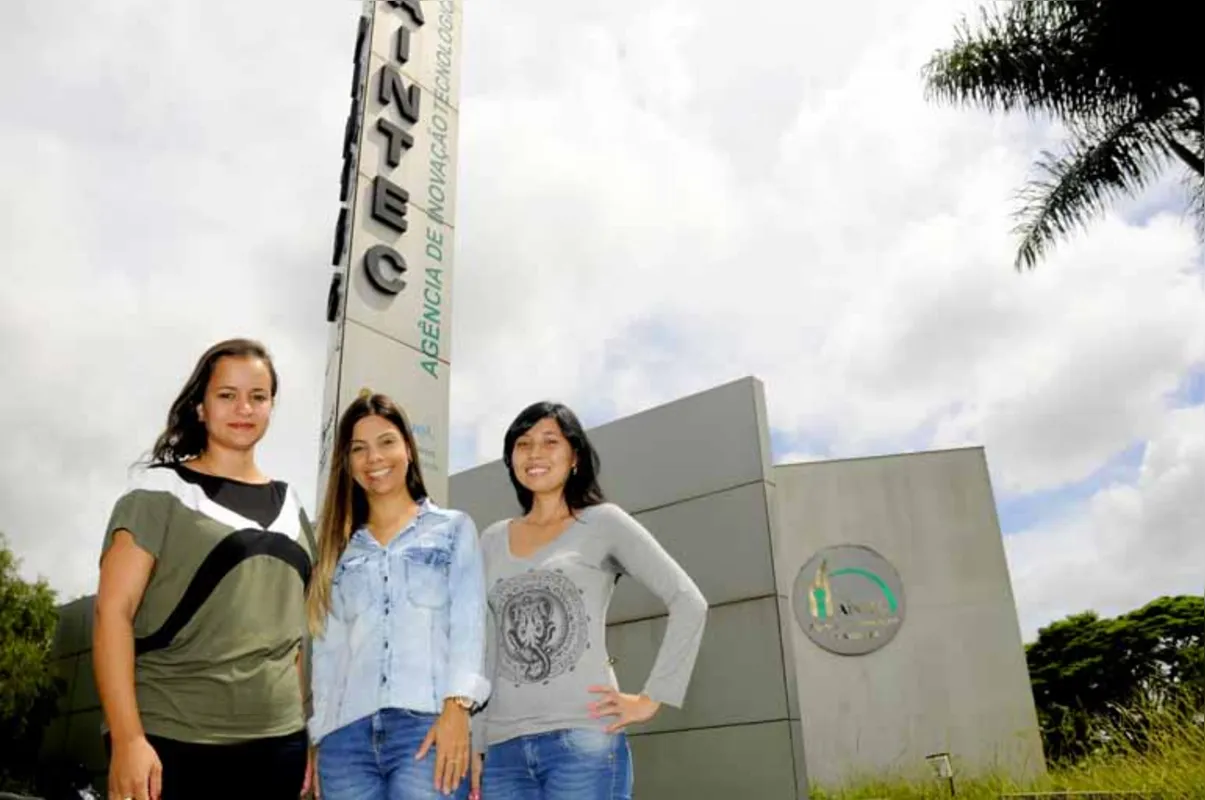 Gabriela Vieira Silva, Karina Lima Milani e Mariane Okimoto têm projetos incubados na Agência de Inovação da Universidade Estadual de Londrina