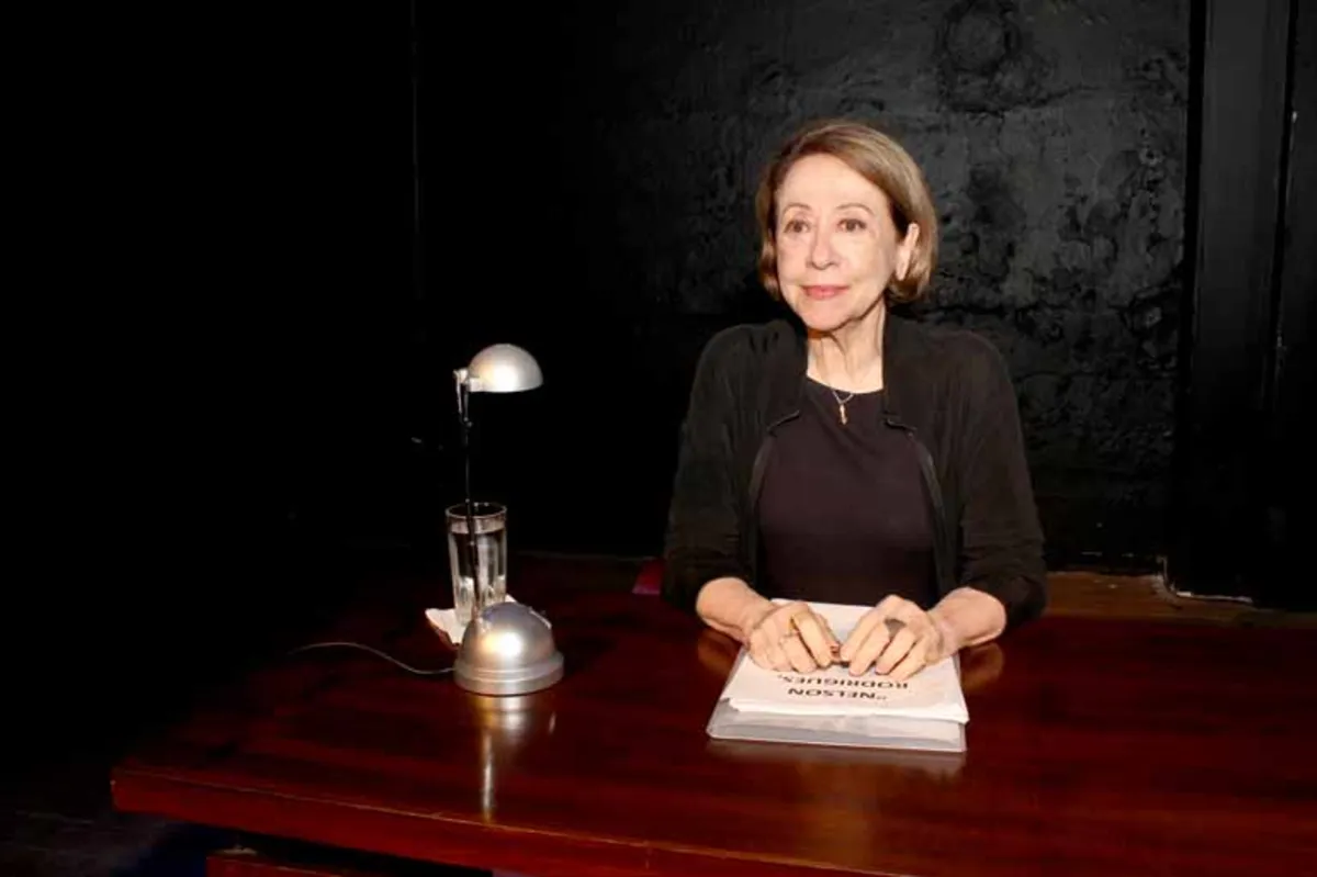 Fernanda Montenegro abre o festival com a leitura dramática "Nelson Rodrigues por Ele Mesmo", no Teatro Guaíra, em única apresentação aberta ao público