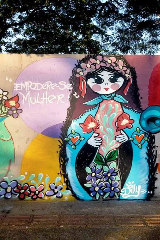 Hadylle Moreira mostra a vertente feminista do grafite em Londrina