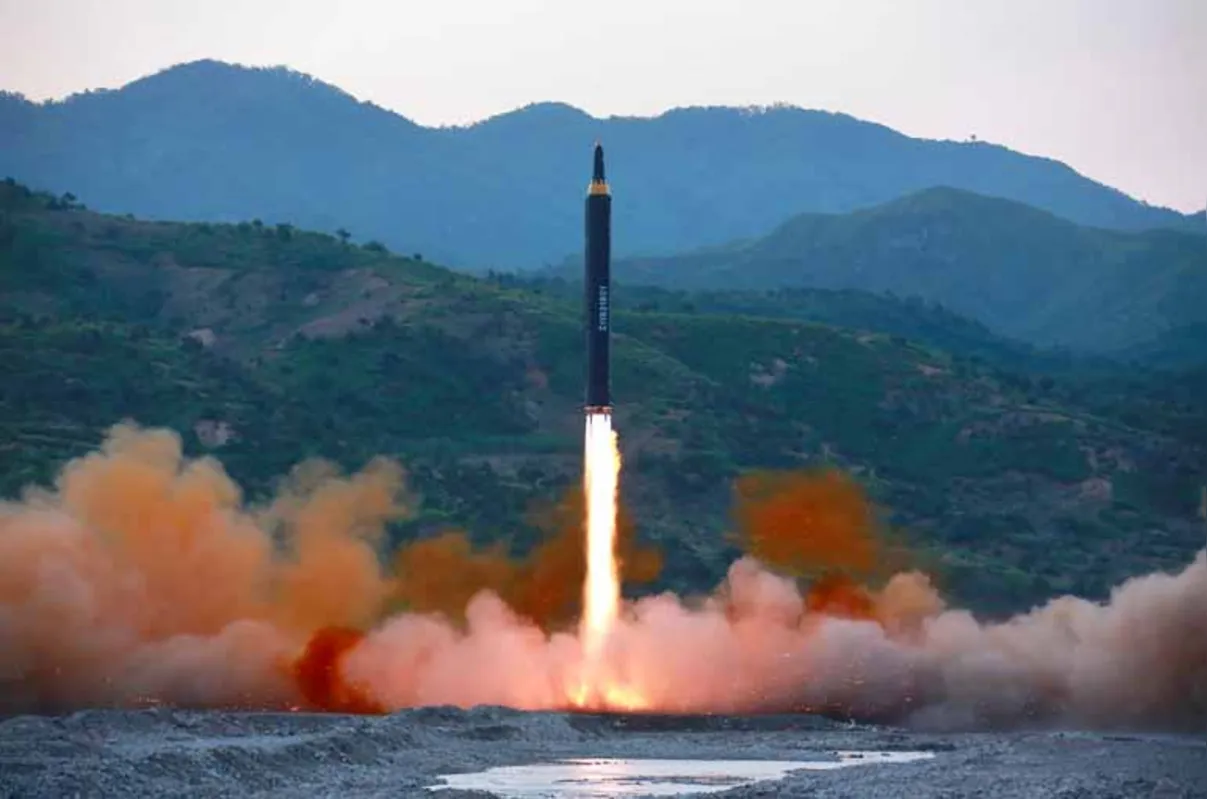 Coreia do Norte realizou dois testes atômicos e dezenas de lançamentos de mísseis desde o ano passado