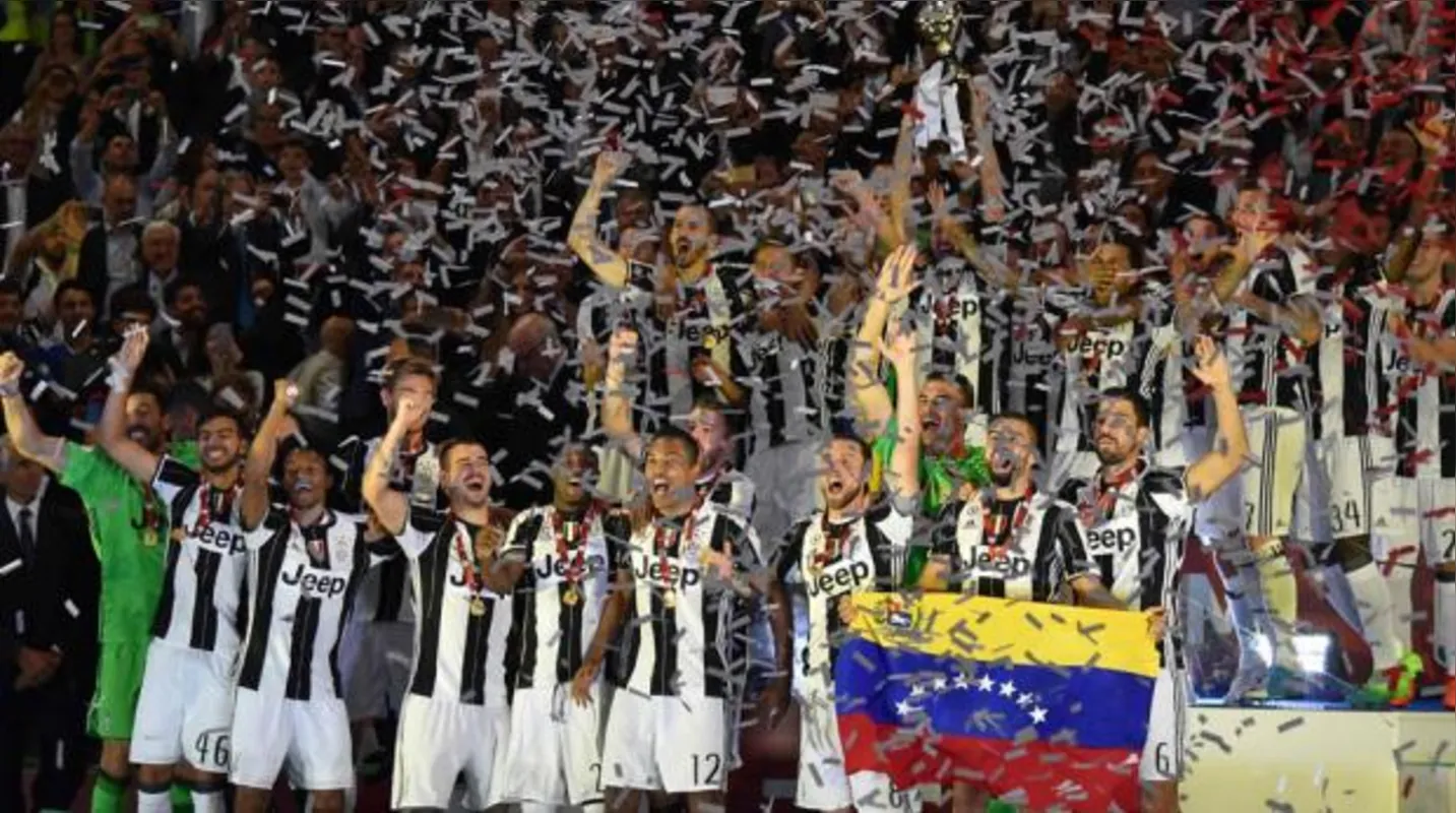 Imagem ilustrativa da imagem Juventus bate Lazio e é tricampeã da Copa da Itália