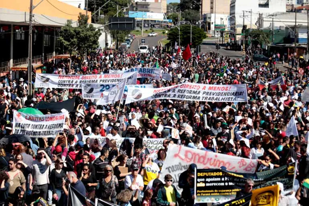 Após apoiar a greve geral em Londrina no último dia 28, Coletivo dos Sindicatos de Londrina se mobiliza pela aprovação de eleições diretas à Presidência