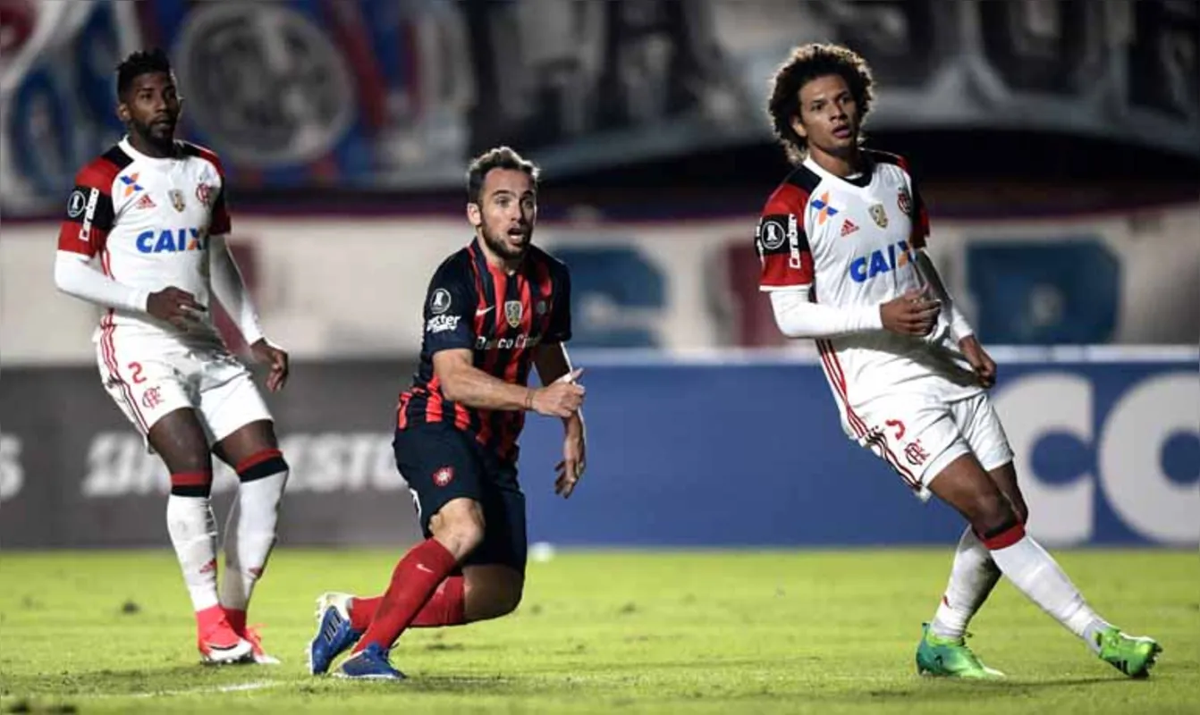 Presidente rubro-negro garantiu a permanência de Zé Ricardo, apesar da desclassificação precoce na Libertadores