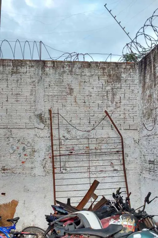 Imagem ilustrativa da imagem Presos fogem da cadeia de Cambé