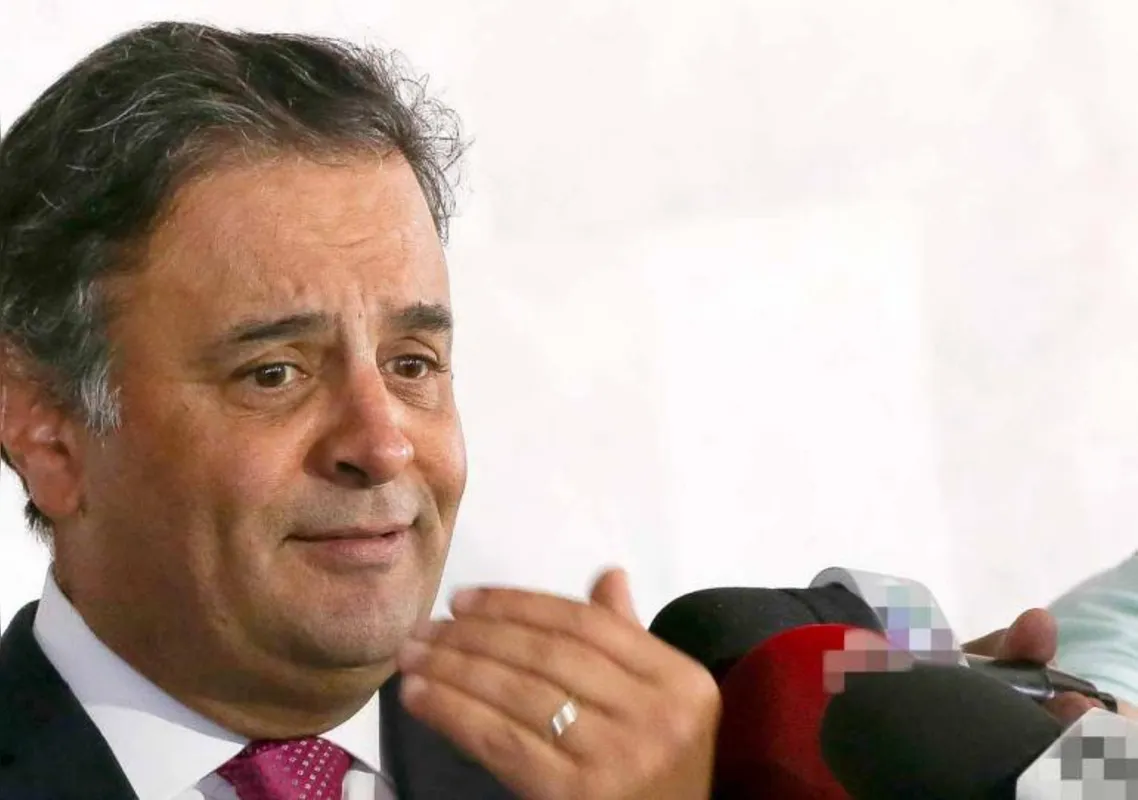 A defesa de Aécio Neves pediu também que o caso seja analisado pelo plenário do STF, composto por todos os 11 ministros, e não apenas pela Primeira Turma