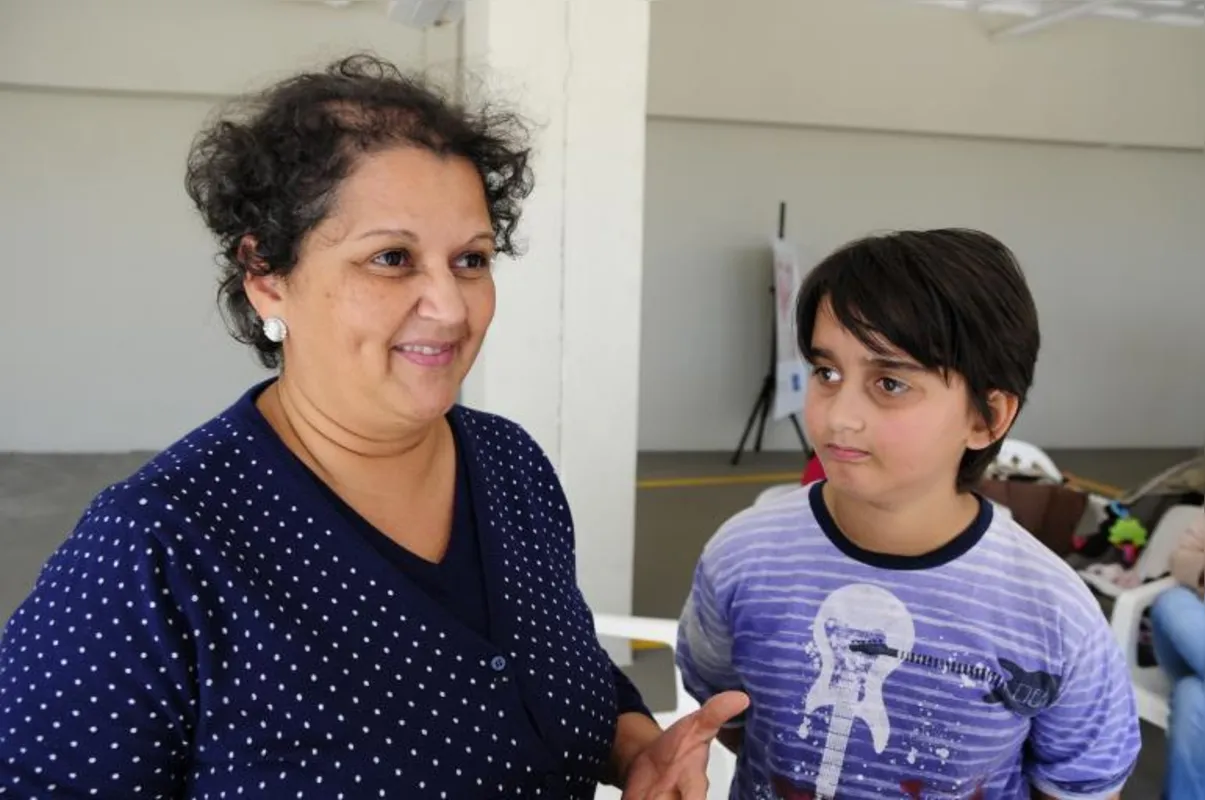 Carlos Emanuel acompanhou a mãe Silvana, no evento do Hospital do Coração no Dia Mundial de Conscientização do Pé Torto Congênito