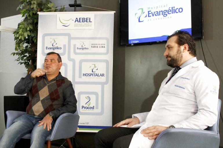 Roberto Custódio - Souza e o neurocirurgião Zicarelli: procedimento para a retirada de tumor foi bem sucedido e o empresário não ficou com nenhuma sequela