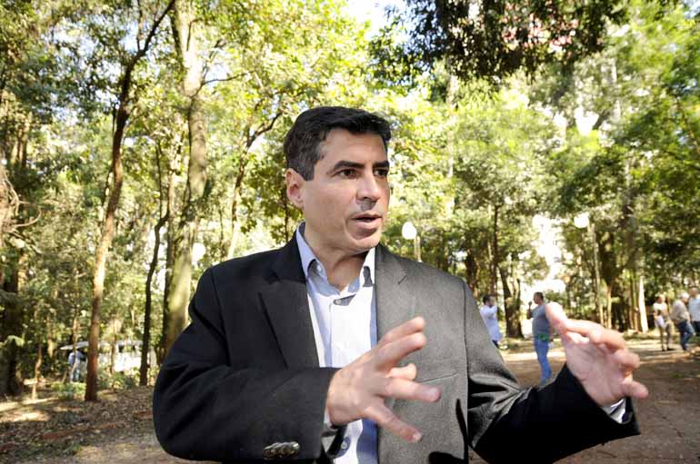 "Quando as pessoas voltarem a frequentar o Bosque, a segurança acabará aumentando", afirma o prefeito Marcelo Belinati