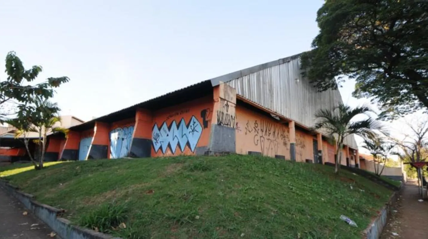 Imagem ilustrativa da imagem Prefeitura quer 'retomar' Palácio do Futsal