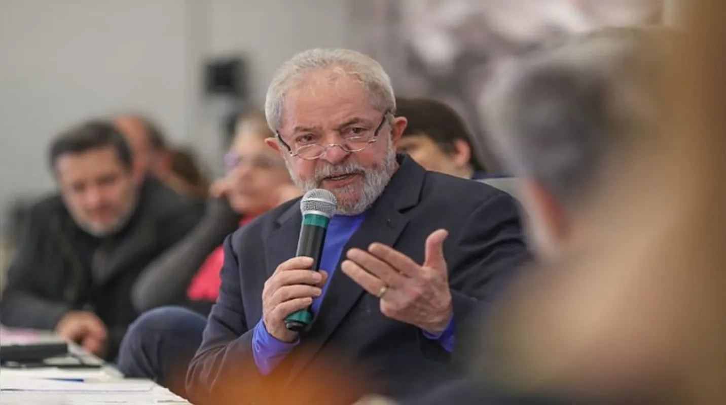 Imagem ilustrativa da imagem 'É melhor colocar o Brasil nas Casas Bahia', diz Lula sobre Renca