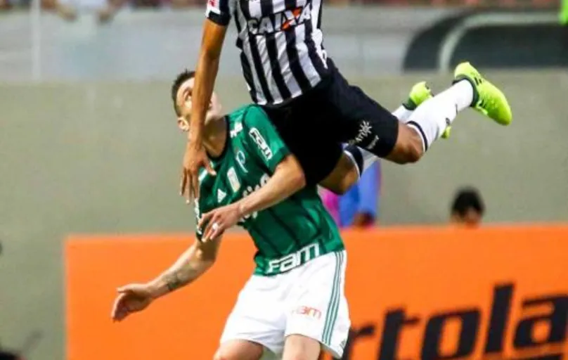 Palmeiras e Galo fizeram um duelo equilibrado no estádio Independência e, no final, ficaram no empate