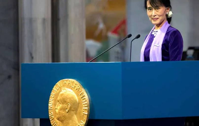 Prêmio Nobel da paz em 1991, Aung San Suu Kyi é considerada a líder de fato de Mianmar