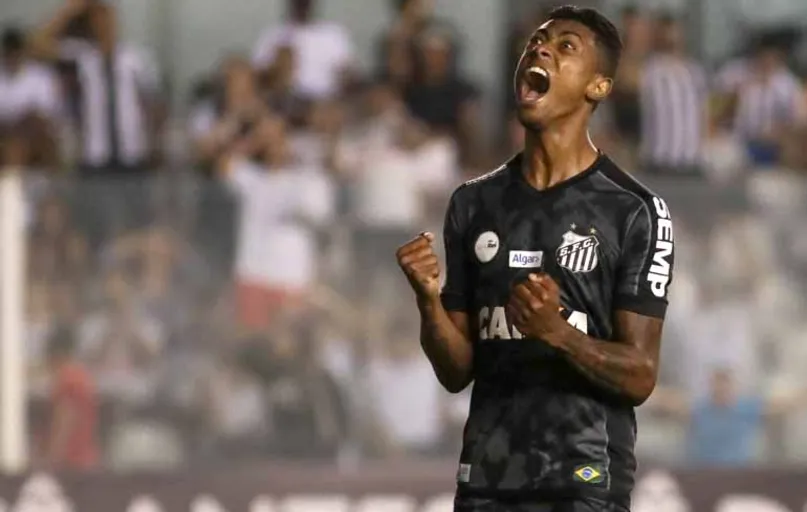 Montanha-russa: atacante foi expulso na quarta-feira e se redimiu com o gol da vitória, na Vila Belmiro, no último sábado