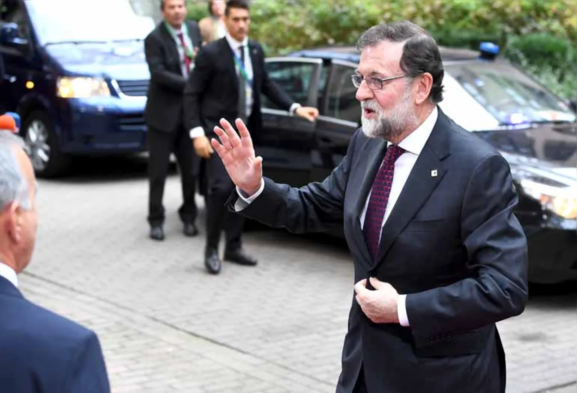 Mariano Rajoy convocou uma reunião de emergência para o próximo sábado, na qual os próximos passos sobre a crise serão debatidos com seu conselho de ministros