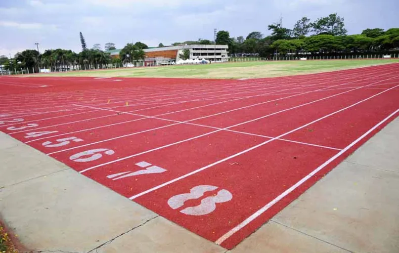 A nova pista de atletismo da UEL, em reforma há dois anos, será uma das atrações dos Jojups