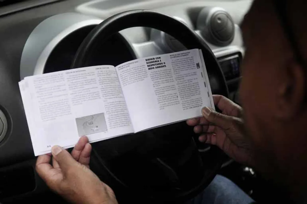 Para os donos dos carros mais modernos, não ler o manual significa "pagar para não usar"