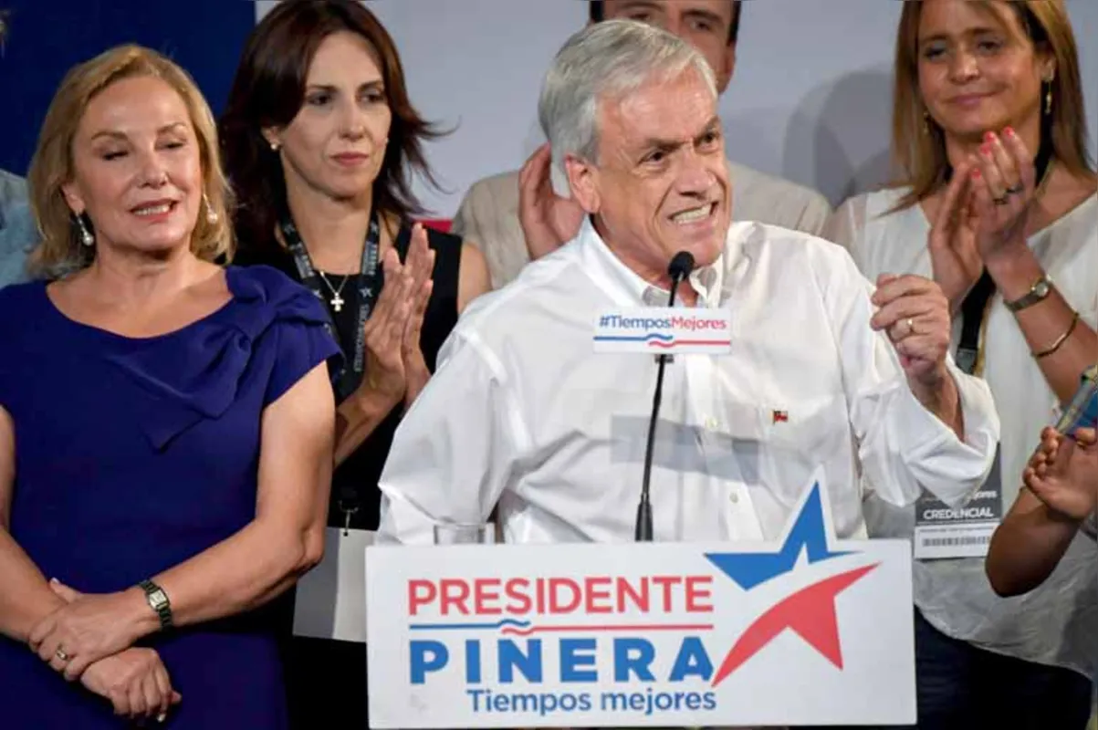 Sebastián Piñera, candidato de centro-direita, venceu o primeiro turno com 36% dos votos; as pesquisas lhe projetavam 45% dos votos
