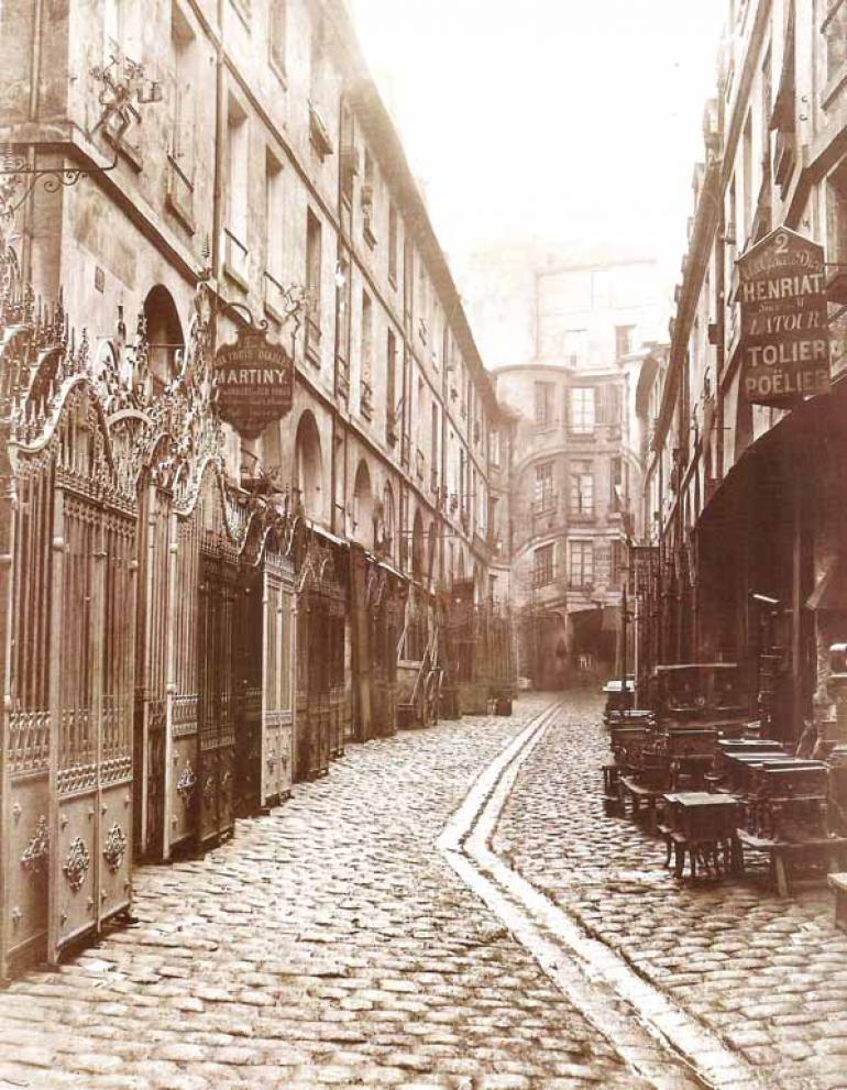 Imagem de Charles Marville(1865): rua de Paris destruída para dar lugar à modernização da cidade com grandes avenidas